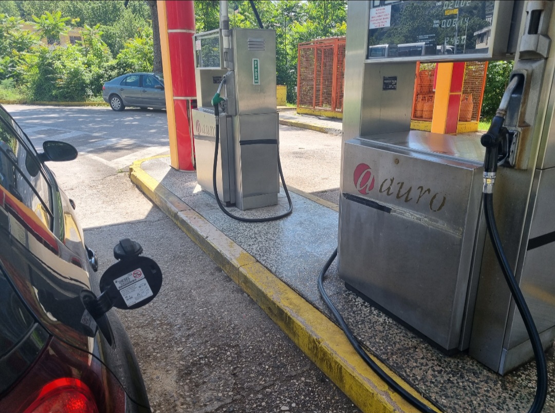 Na benzinskim crpkama u FBiH pad cijena goriva